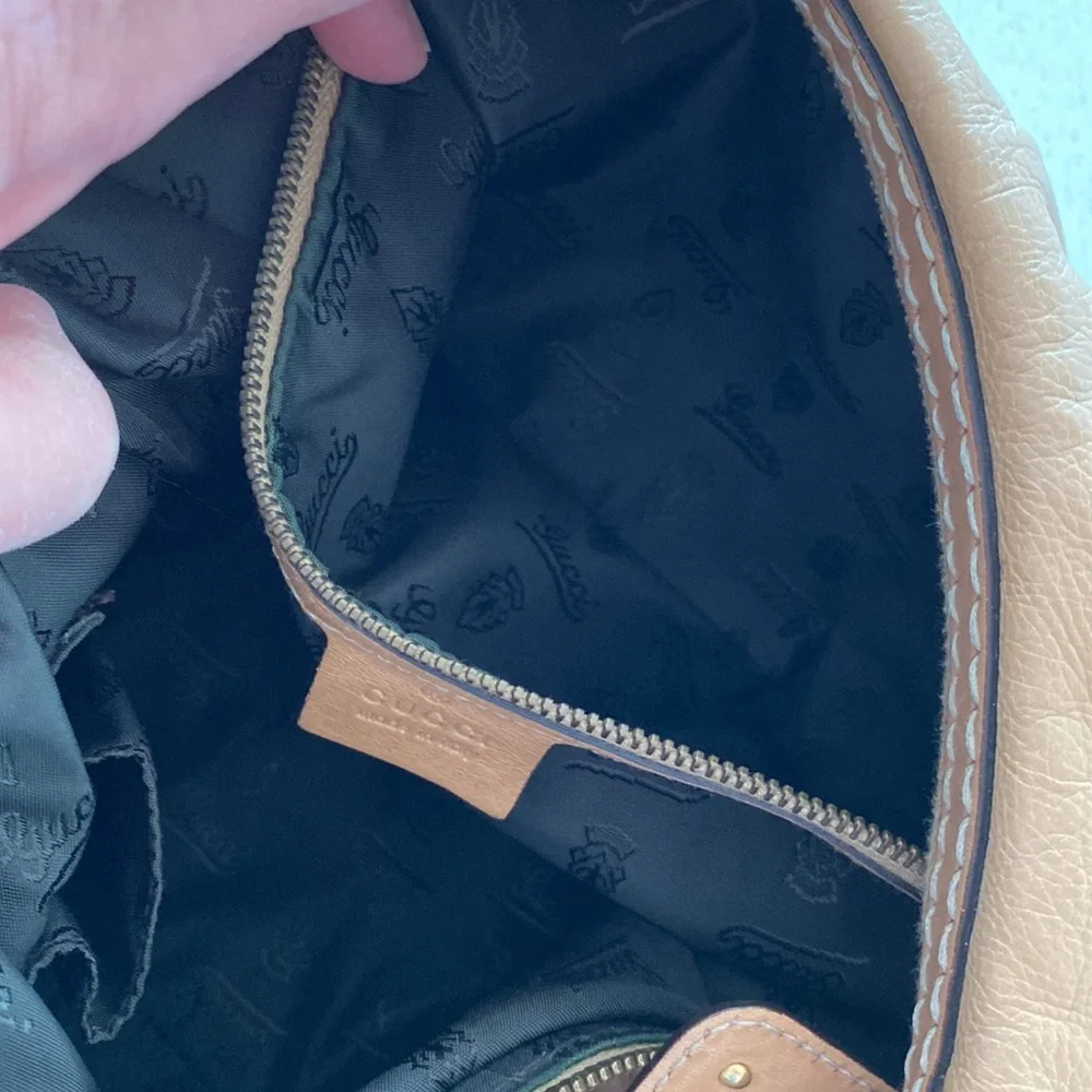 🌼 GUCCI - Authentic Medium Jockey Hobo Bag 🌼 - Picture 12 of 14